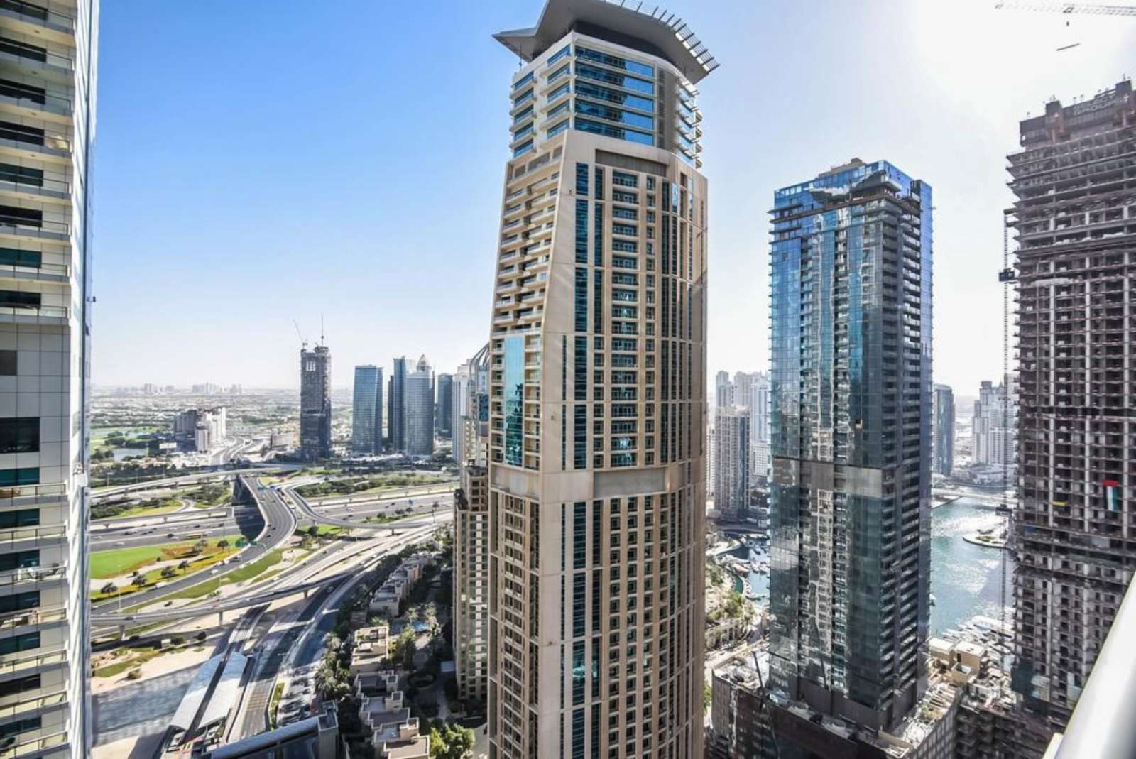 Marina Pinnacle