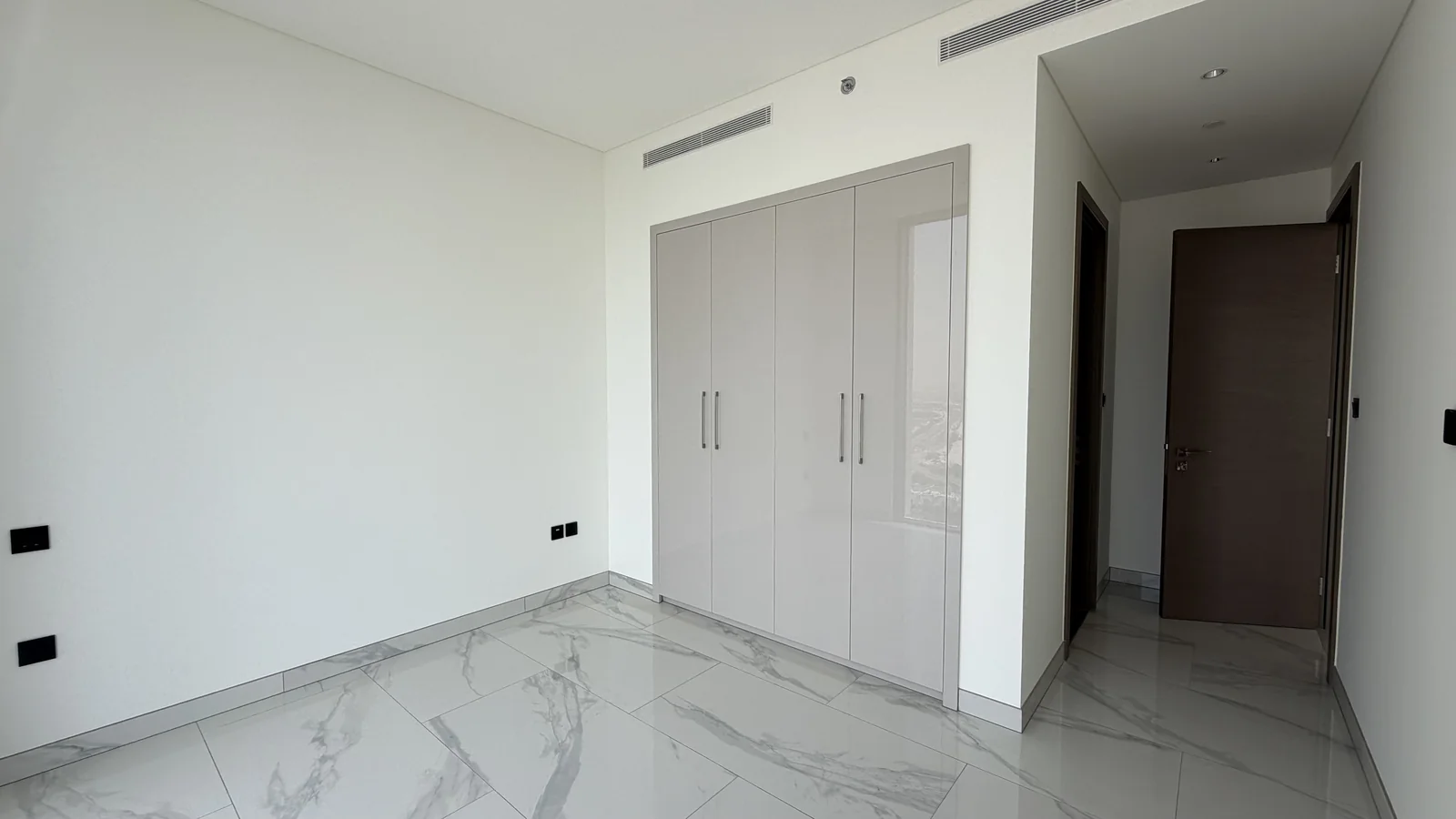 Appartement de quatre chambres à Crest Grande — 20