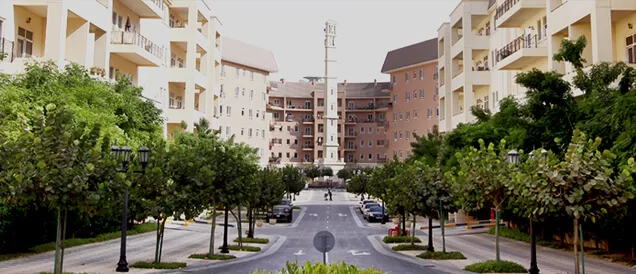 LIVING IN DUBAI MOTOR CITY