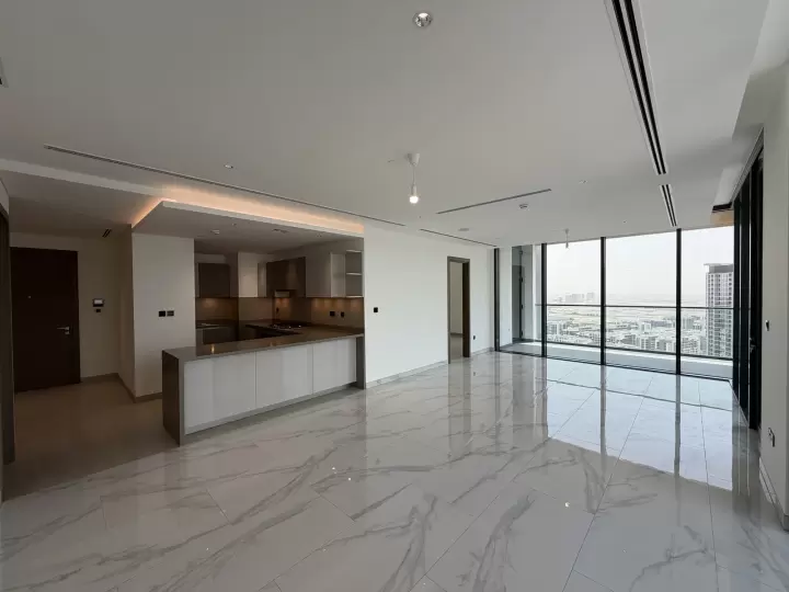 Four-Bedroom Apartment at Crest Grande